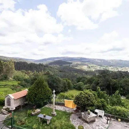 Casa En Entorno Rural *